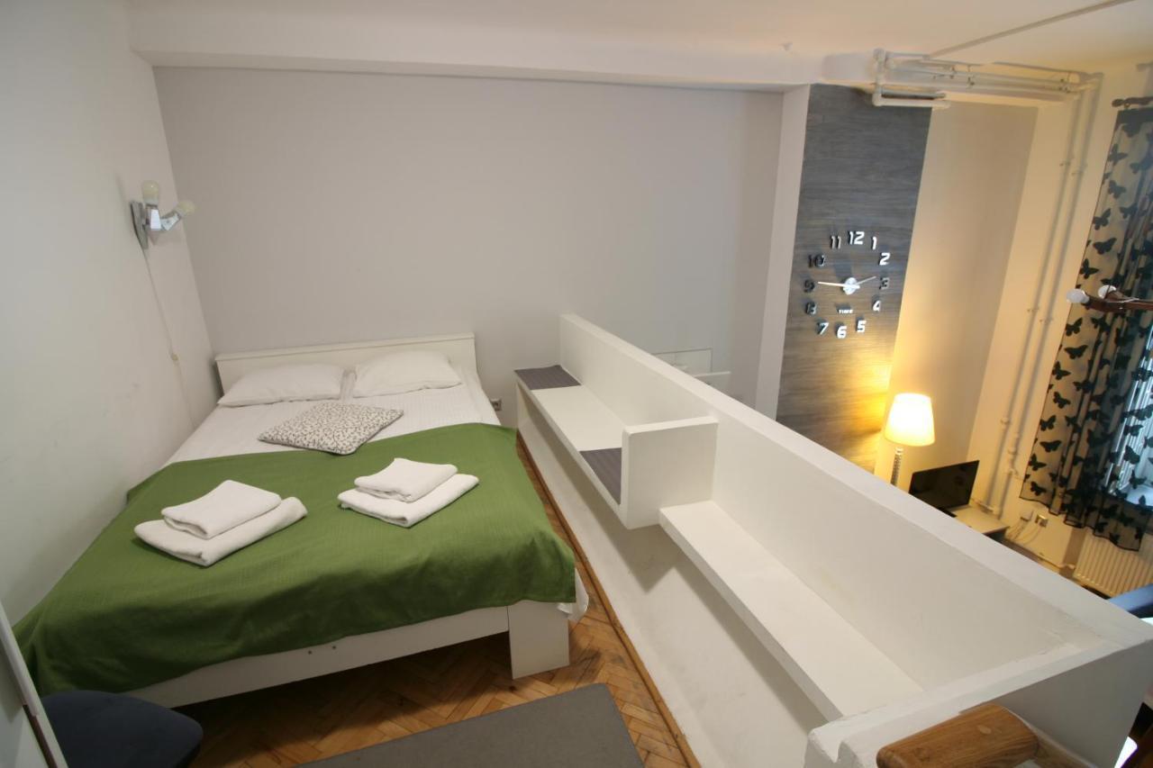 Apartamenty Varsovie Zelazna Exterior foto
